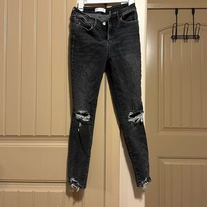 Vervet Distressed Skinny Jeans 28